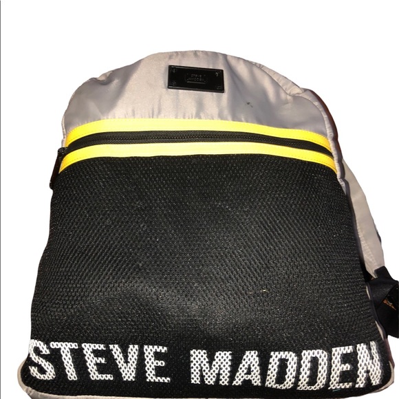 Steve Madden Multi Pockets Large Backpack Gray Yellow Black - Picture 5 of 5